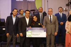 Anuncia Luis Nava aumento salarial para la policía municipal de Querétaro
