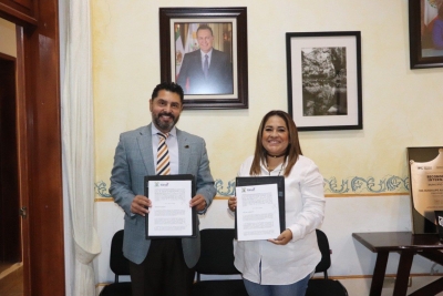 Firman convenio de trabajo Tolimán y Colegio de Arquitectos de Querétaro