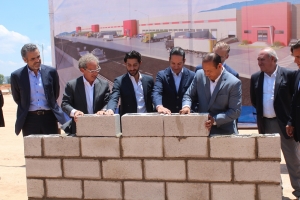 Inaugura Gobernador Parque Industrial Aeropuerto en Colón