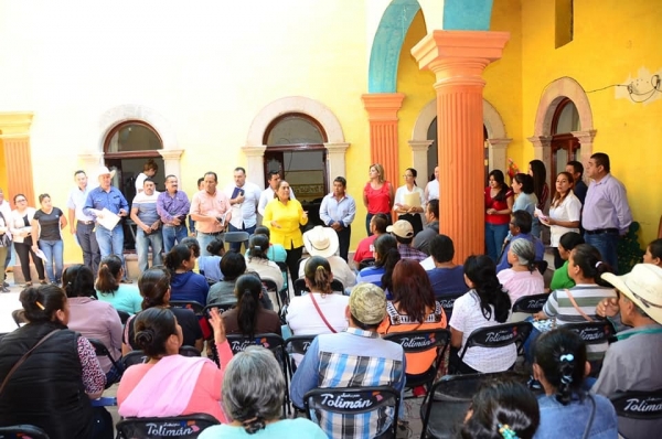 Regidores se Comprometen a Respaldar las Comunidades