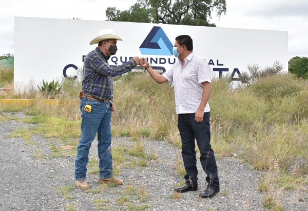 Avanza Miguel Martínez Peñaloza en la consolidación de un parque industrial para Cadereyta