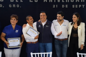 Reconoce Luis Nava compromiso social de comerciantes, locatarios y tianguistas