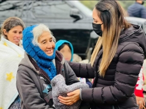 Selene Salazar continúa visitando comunidades de la sierra gorda y semidesierto.