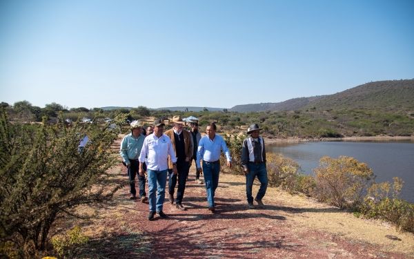 SEDEA y El Marqués proyectan obra de tecnificación de riego en Presa del Carmen