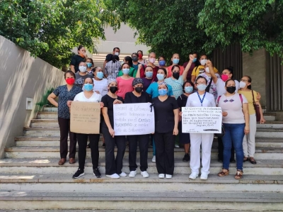 Protestan enfermeras del Hospital de Jalpan