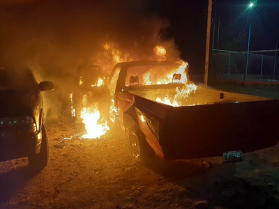 Se Incendia Camioneta