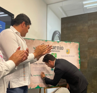 Ricardo Astudillo signa convenio  con PVEM de San Luis Potosí