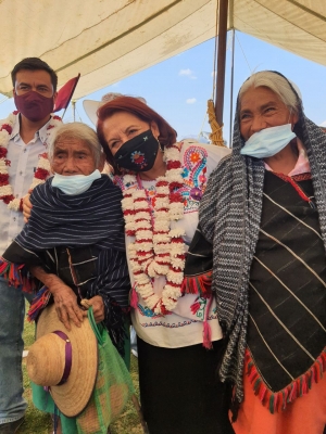 Celia Maya se comprometió a que Amealco tenga agua