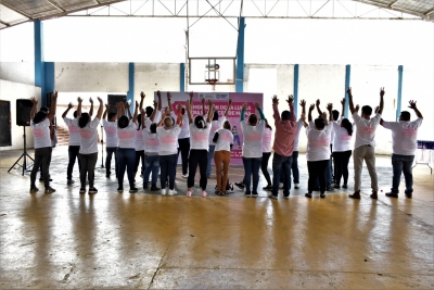 Familia DIF conmemora la lucha contra el cáncer de mama