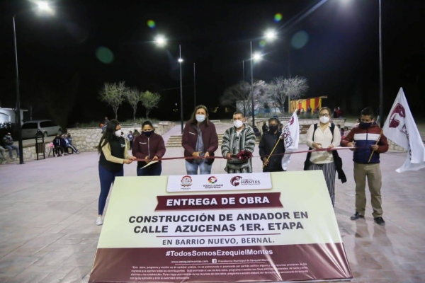 Elvia Montes da arranque y entrega obra en Barrio Nuevo, Bernal.