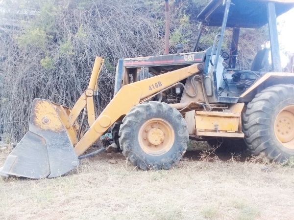 Policía Federal Recupera Retroexcavadora Robada