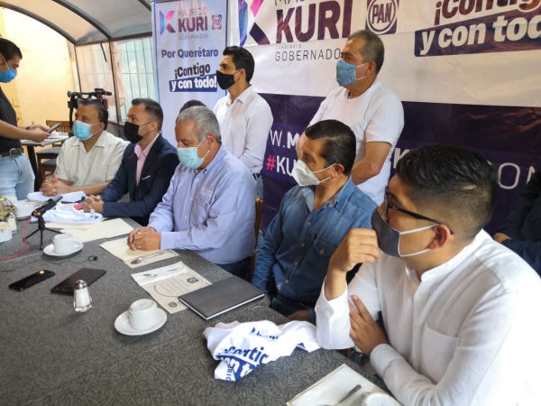 Priístas serranos se unen a Mauricio Kuri