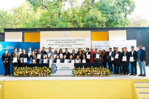 Entrega TECNM Campus Querétaro 27 profesionistas