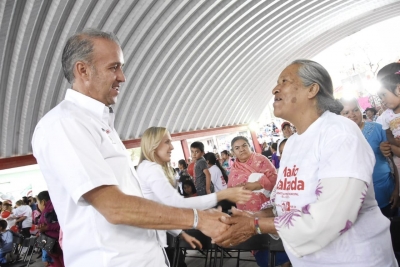 Casa del Adulto Mayor anuncia Mario Calzada en la comunidad de Los Pocitos