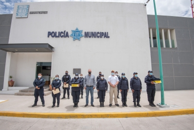 Reconocen labor de policías en El Marqués