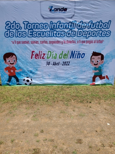 Celebran Día del Niño con las escuelitas de fútbol.