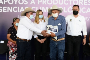 Entrega Mauricio Kuri 133 Toneladas de Maíz a Productores de la Zona Serrana