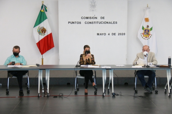 Sesiona la Comisión de Puntos Constitucionales