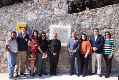 Municipio de Colón | Devela placa en honor a la primera peregrinación de la Ruta de San Junípero