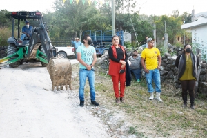 Pone en marcha construcción de rampa de concreto