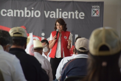 Construiré 4 estacionamientos multimodales para desahogar el tráfico en Querétaro: Abigail Arredondo