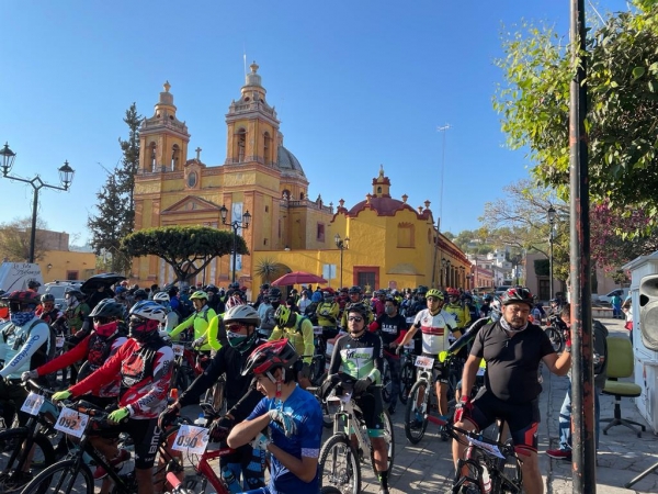 #Cadereyta | Celebran 1er Carrera Ciclista “El Jabalí”