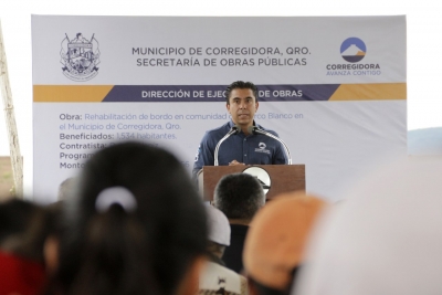 Entrega Roberto Sosa rehabilitación de bordo en Charco Blanco 