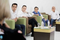 Participa Mauricio Kuri en foro convocado por la CANACO