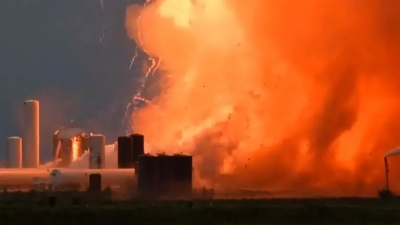 Brutal explosión de la nave SpaceX