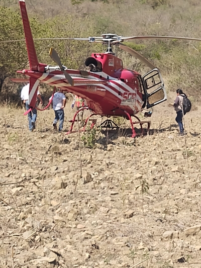 Helicóptero realiza trabajos de delimitación y geológicos