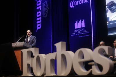 Gobernador transmite confianza en el rumbo de Querétaro, en el Forbes Industrial Summit 2019