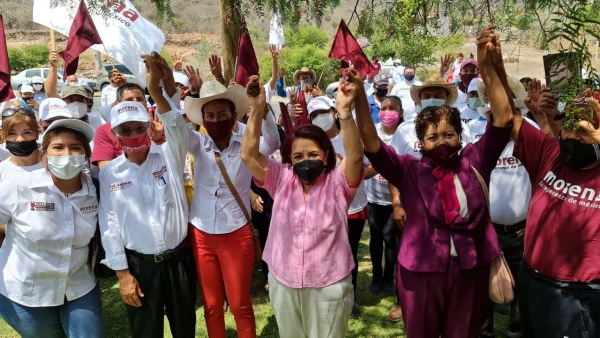 Reafirma Celia Maya su compromiso con las mujeres