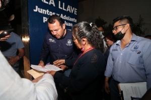 Roberto Cabrera sostiene encuentro con ciudadanos de seis comunidades de San Juan del Río