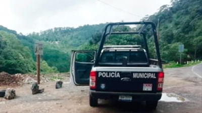 Agreden a policía municipal