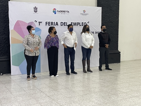 Inauguran   Primer Feria del Empleo en Cadereyta