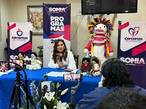 Sonia Rocha presenta tres programas de apoyo social y anuncia constitución de Asociación Civil &quot;Serrana de Corazón&quot;