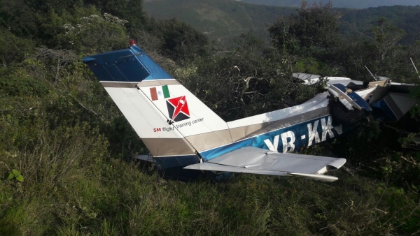 Localizan avioneta desplomada en Pinal de Amoles