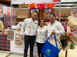 Cadereyta está de moda, en el Tianguis de Pueblos Mágicos 2022