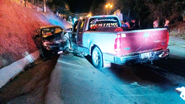 Dos lesionados saldo de accidente