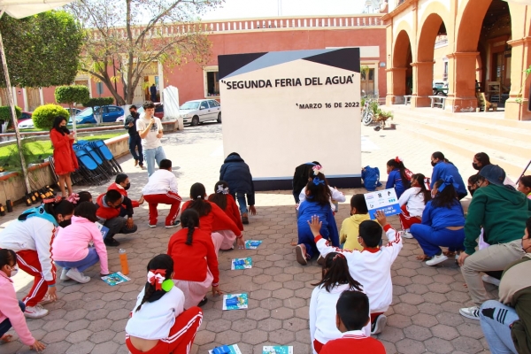 Celebra Cadereyta 2da Feria del agua y adopta un árbol