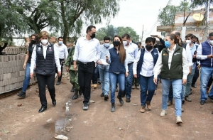 Recorre  Mauricio Kuri zonas afectadas en San Juan del Río y Tequisquiapan