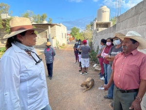 Elvia Montes buscará impulsar en el distrito XIV el programa “En tu comunidad” para que los ciudadanos decidan que obra hacer en su localidad.