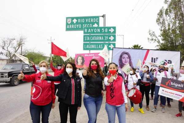 En eventos de arranque de campaña, Rosita Olvera se comprometió a ser la voz del Semidesierto y la Sierra