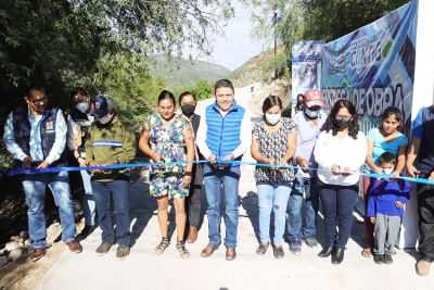 Entrega y arranca obra JCLA