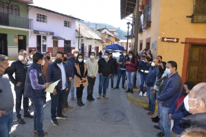 Presentan proyecto de mejora de calle maltrata en la cabecera municipal