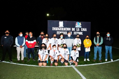 Pone en marcha JCLA torneo de futbol femenil