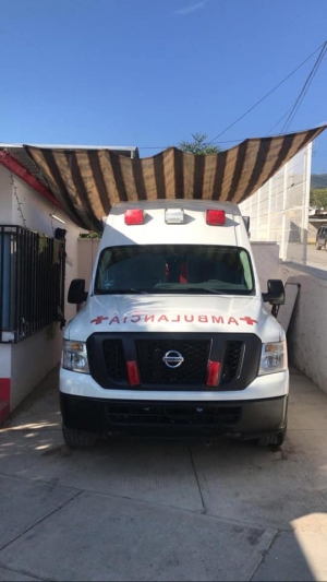 Apedrean Ambulancia de Cruz Roja