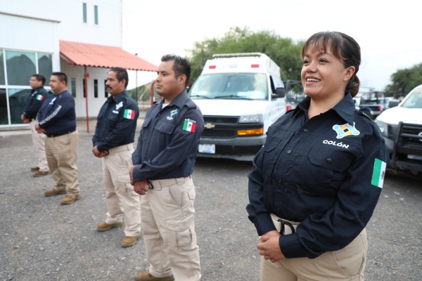 Capacitan a primeros respondientes de Colón en rescate vertical