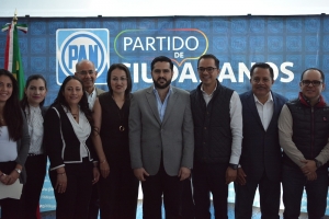 Diputados panistas dan a conocer iniciativas