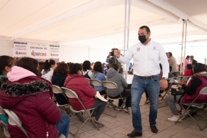 Beneficia “Becas Adelante” a 12 mil estudiantes de San Juan del Río